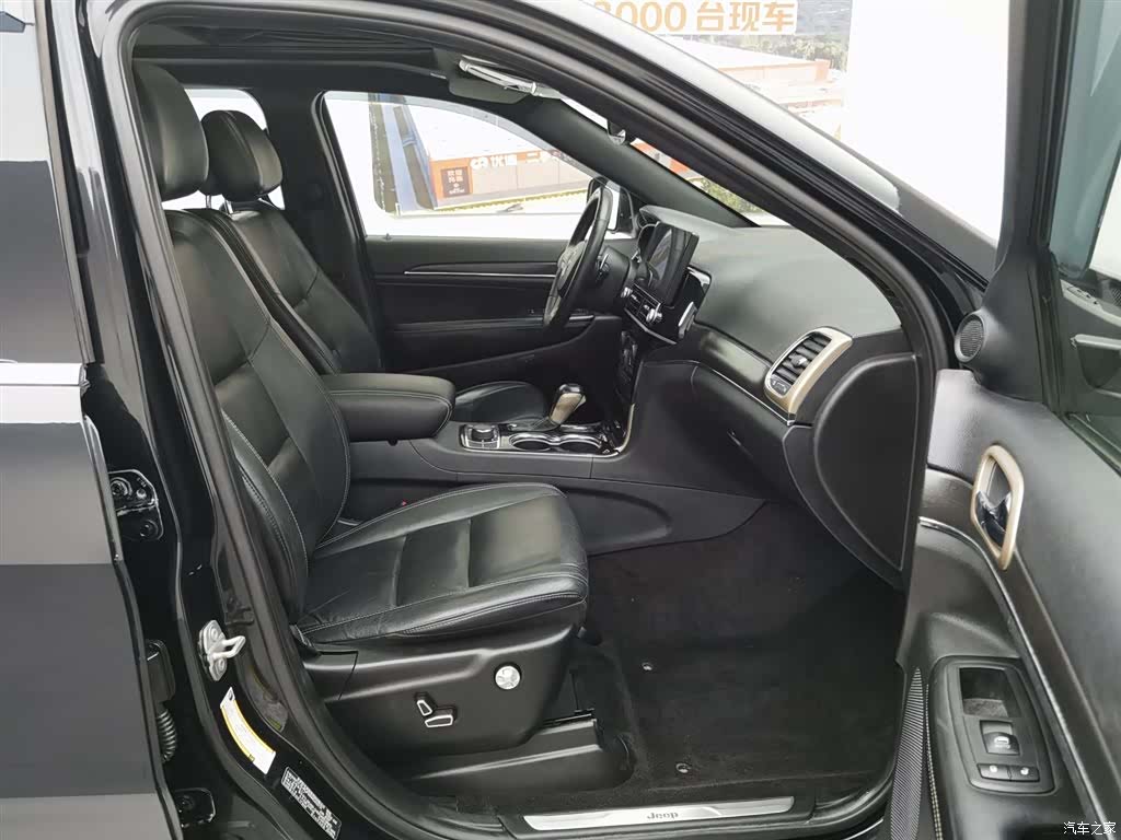 Jeep Grand Cherokee, 2017 23