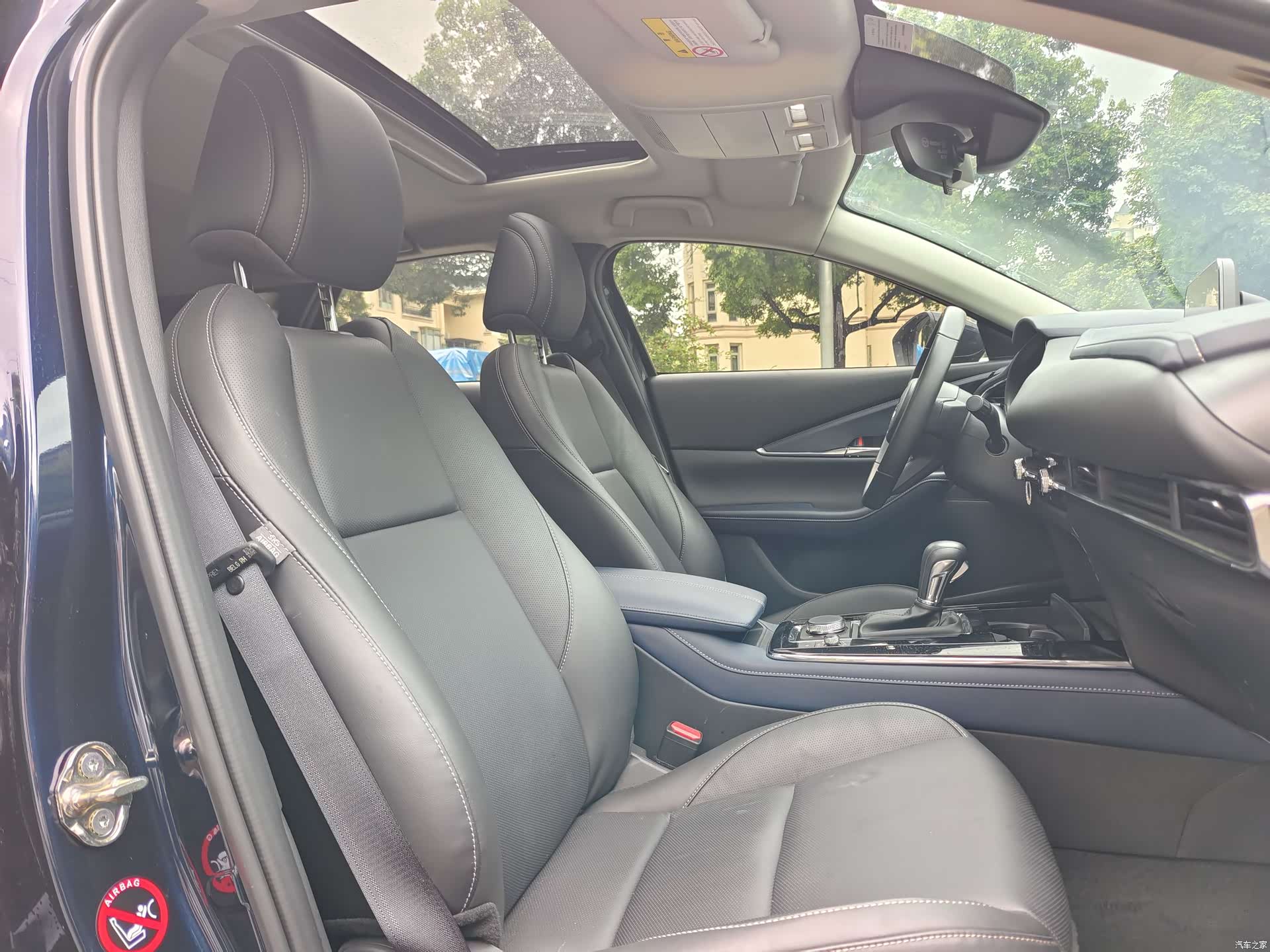 Mazda CX-30, 2024 10