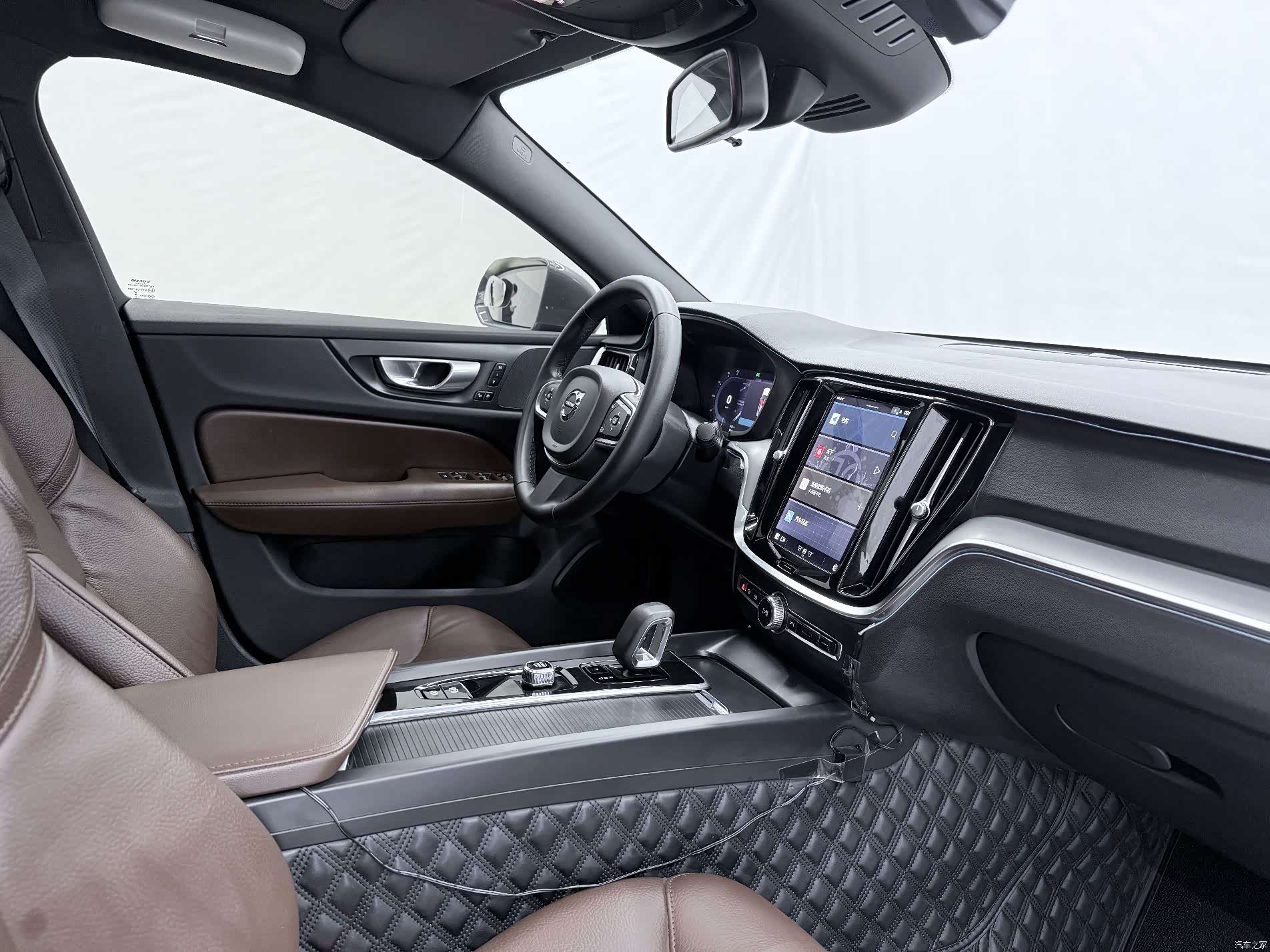 Volvo S60, 2023 8