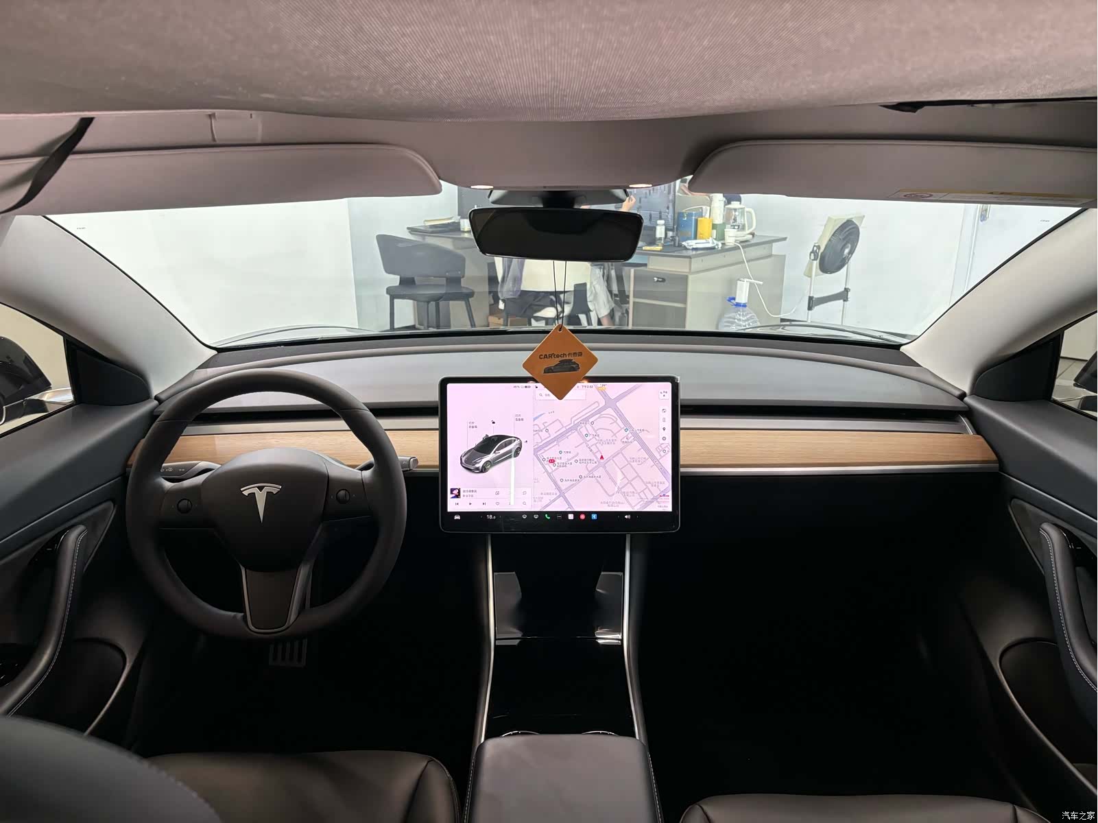 Tesla Model 3, 2020 22