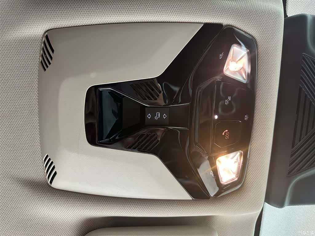 BMW X1, 2023 12