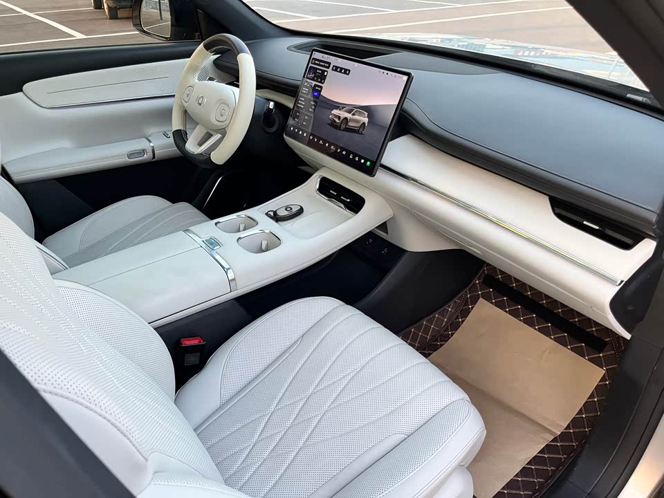 Changan Q07