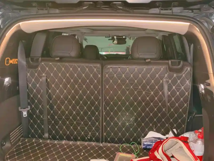 Jeep Grand Commander