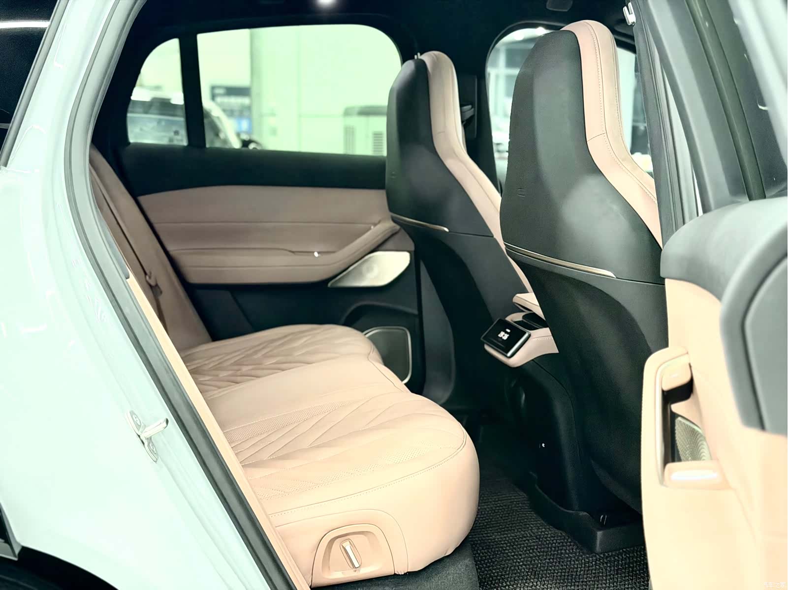 NIO EC6, 2025 10