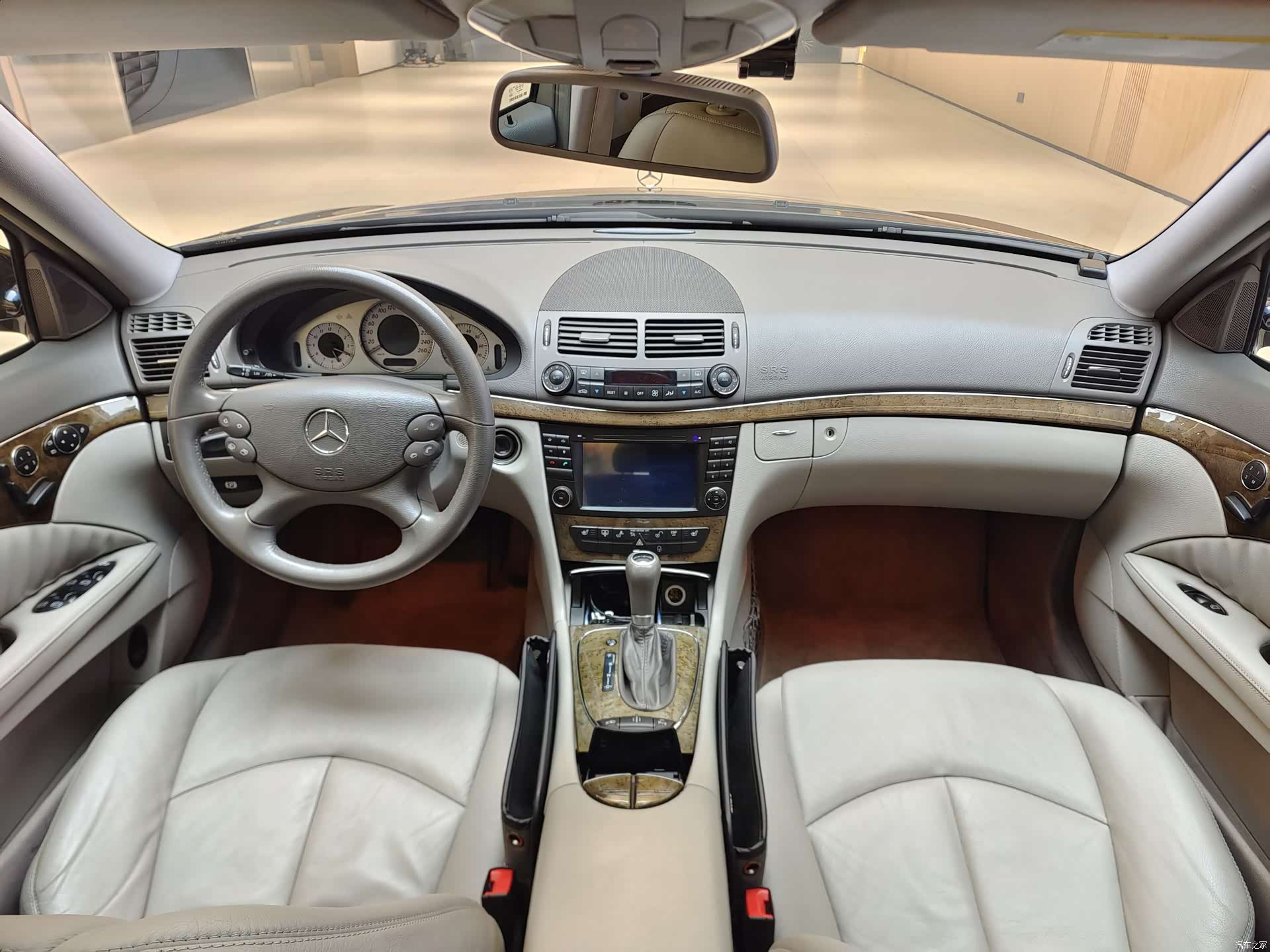 Mercedes-Benz E-Class, 2008 12