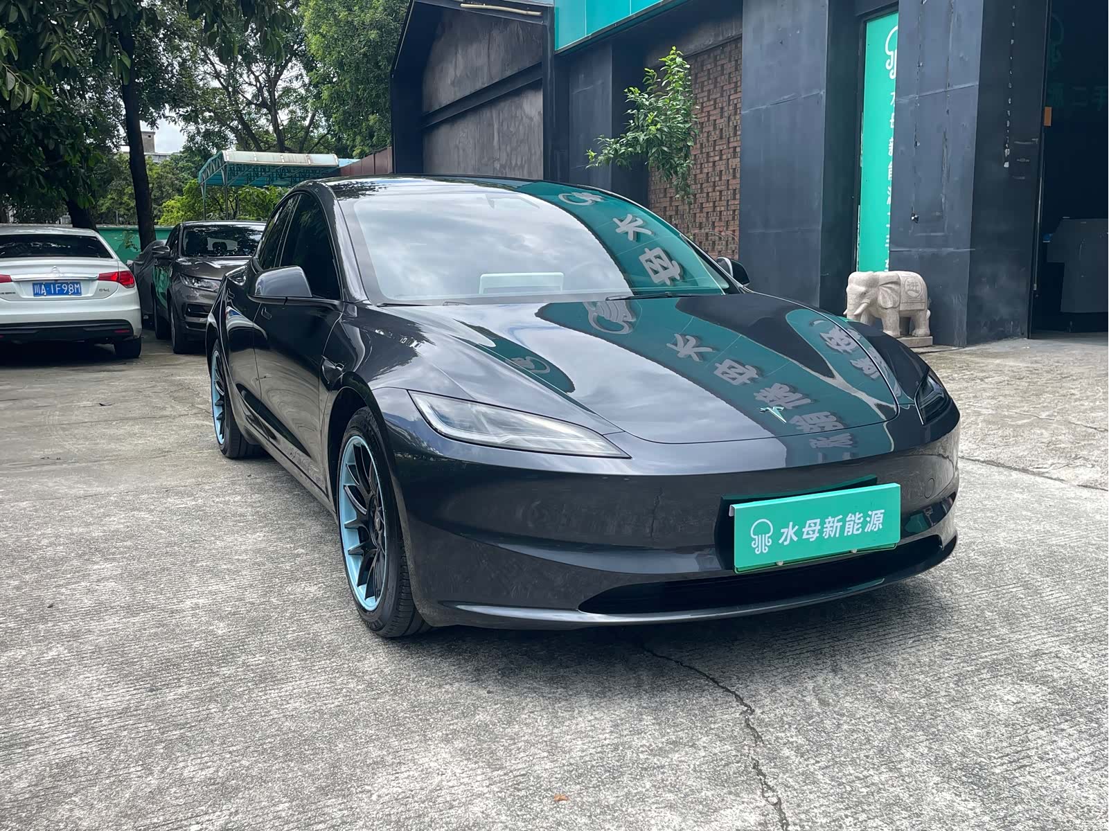 Tesla Model 3, 2024 3
