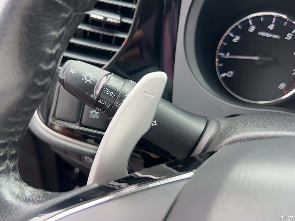 Mitsubishi Outlander, 2017 4