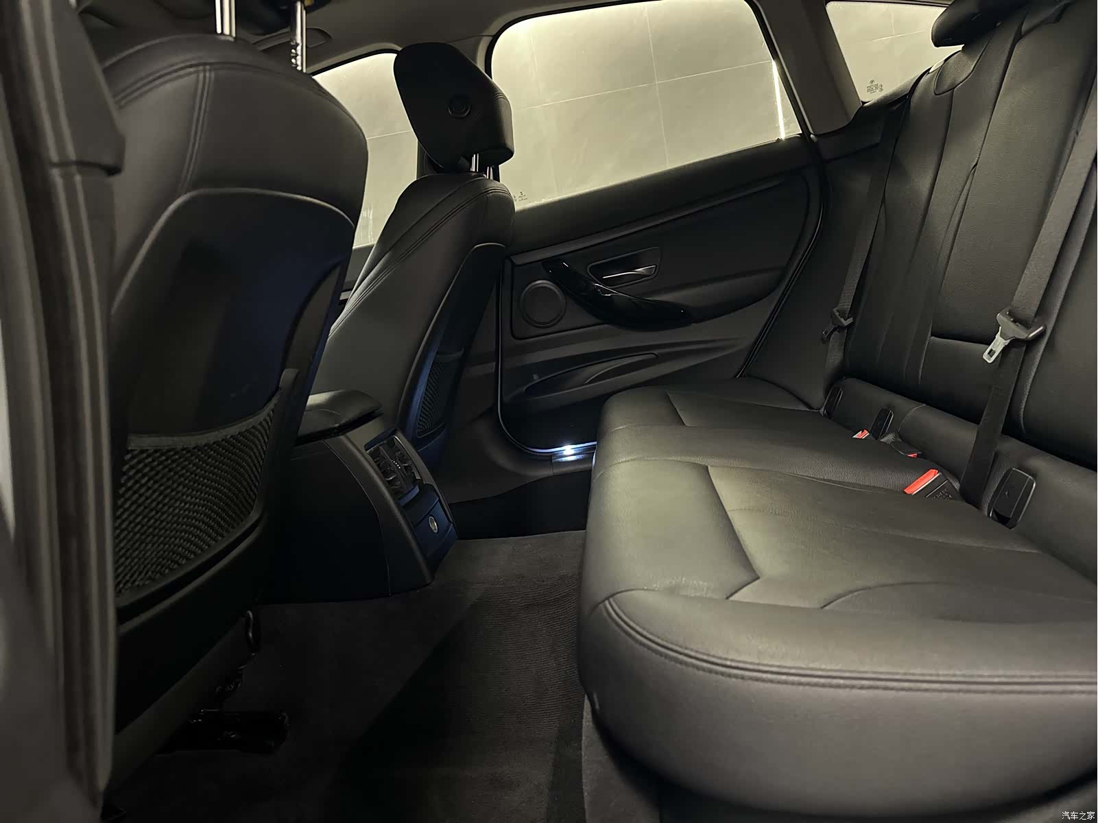 BMW 3 Series, 2018 16
