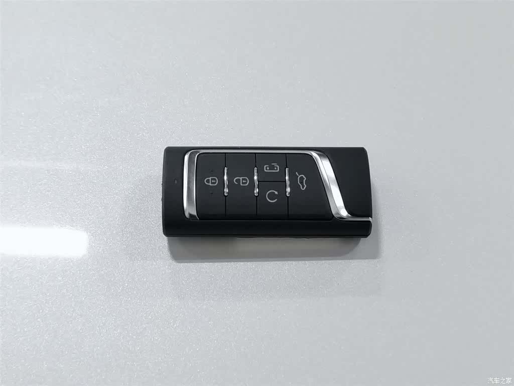 Trumpchi M8, 2023 19