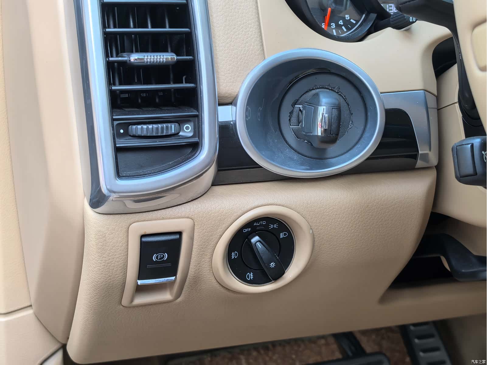 Porsche Cayenne, 2013 17
