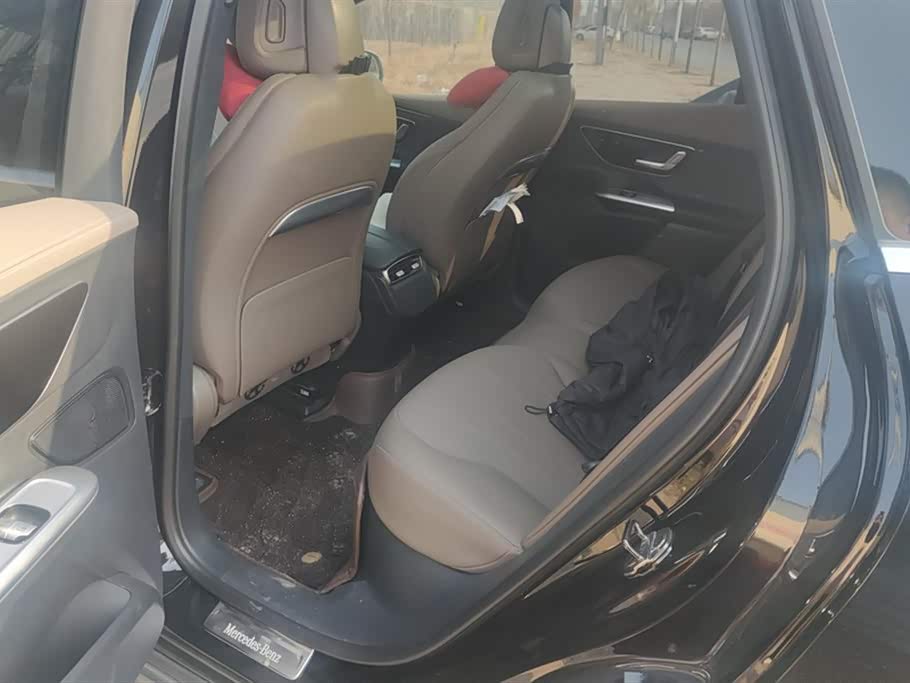 Mercedes-Benz EQE SUV