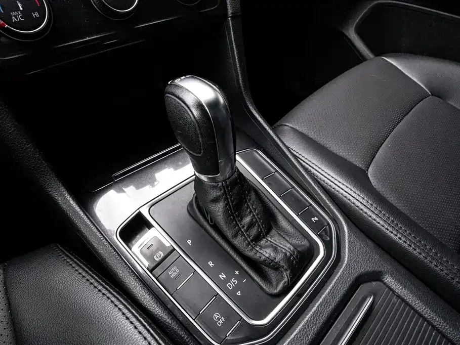 Volkswagen Golf*Jiayu