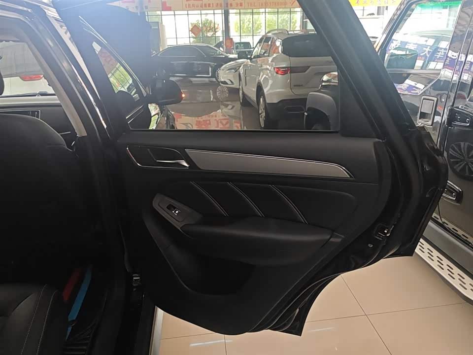 Roewe RX5 Roewe RX5