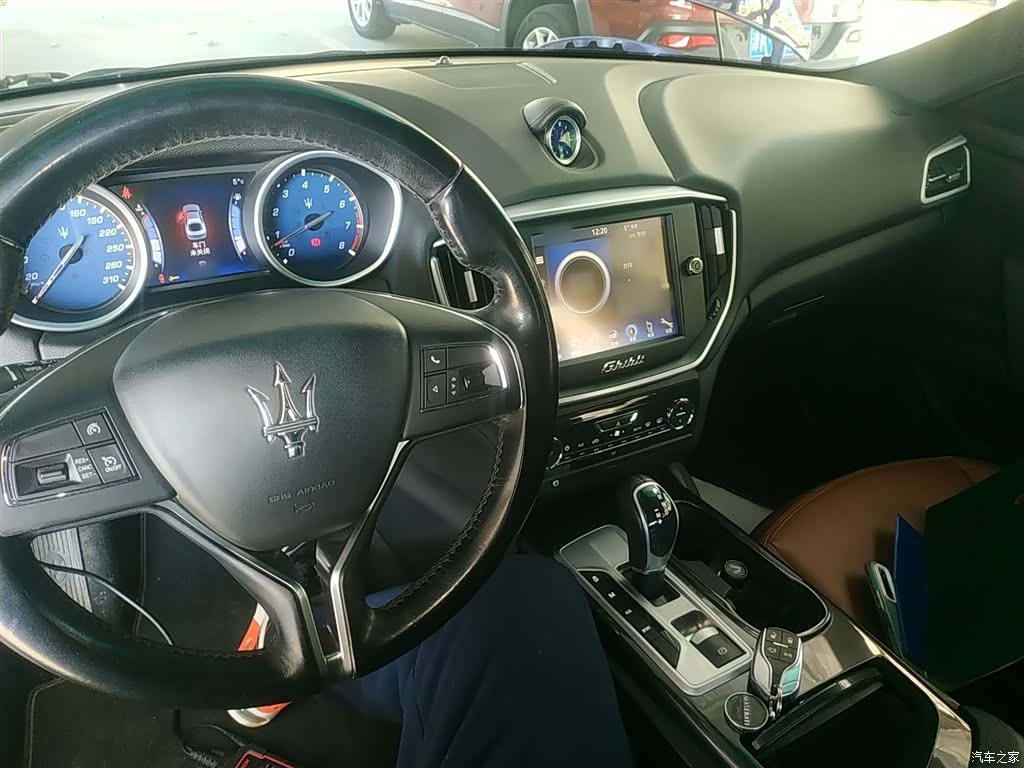 Maserati Ghibli, 2016 7