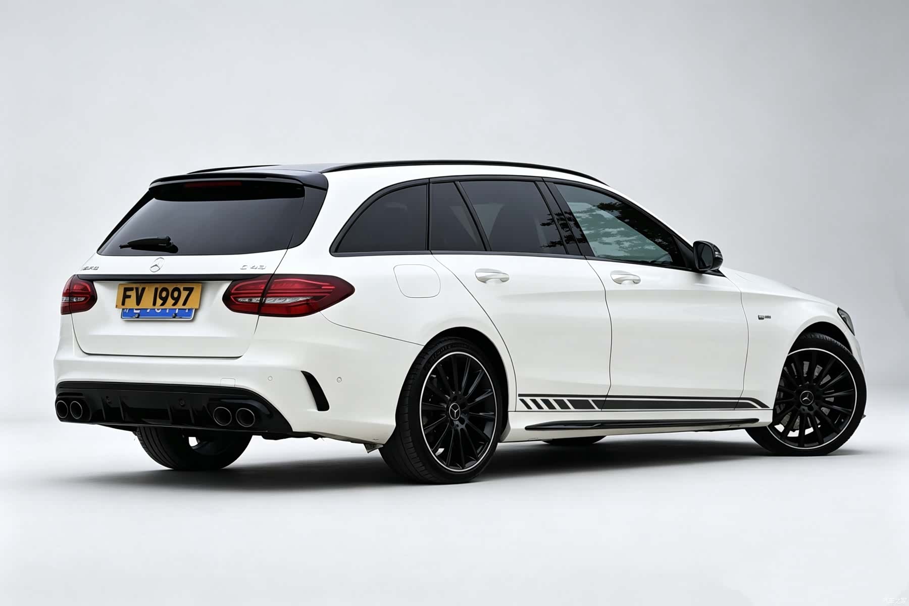 Mercedes-Benz C-Class, 2020 3