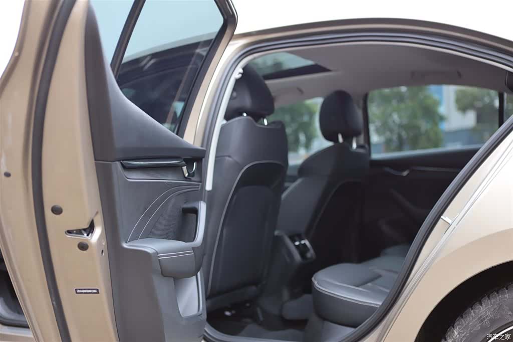 Skoda Octavia, 2022 6