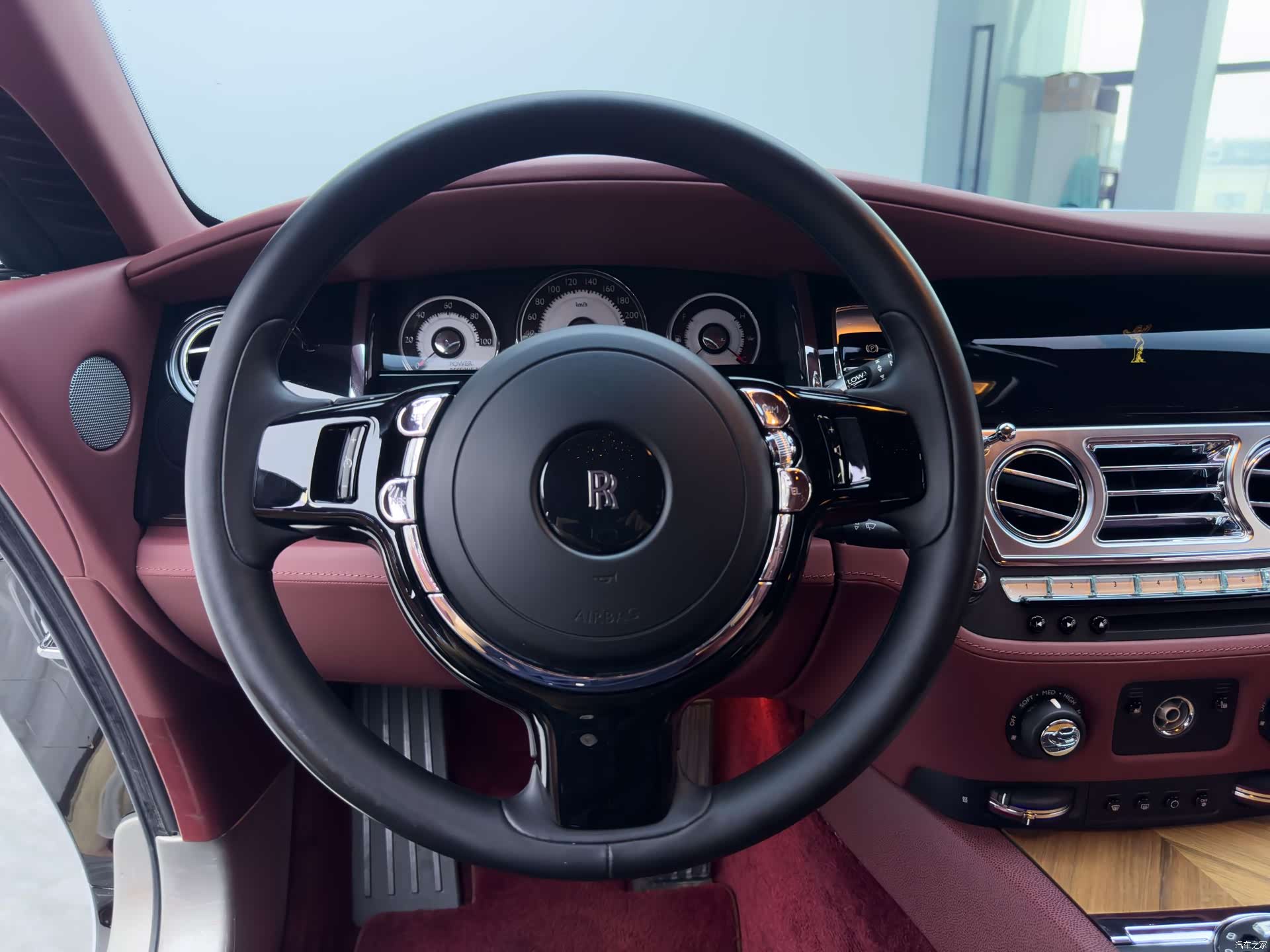 Rolls-Royce Wraith, 2016 17