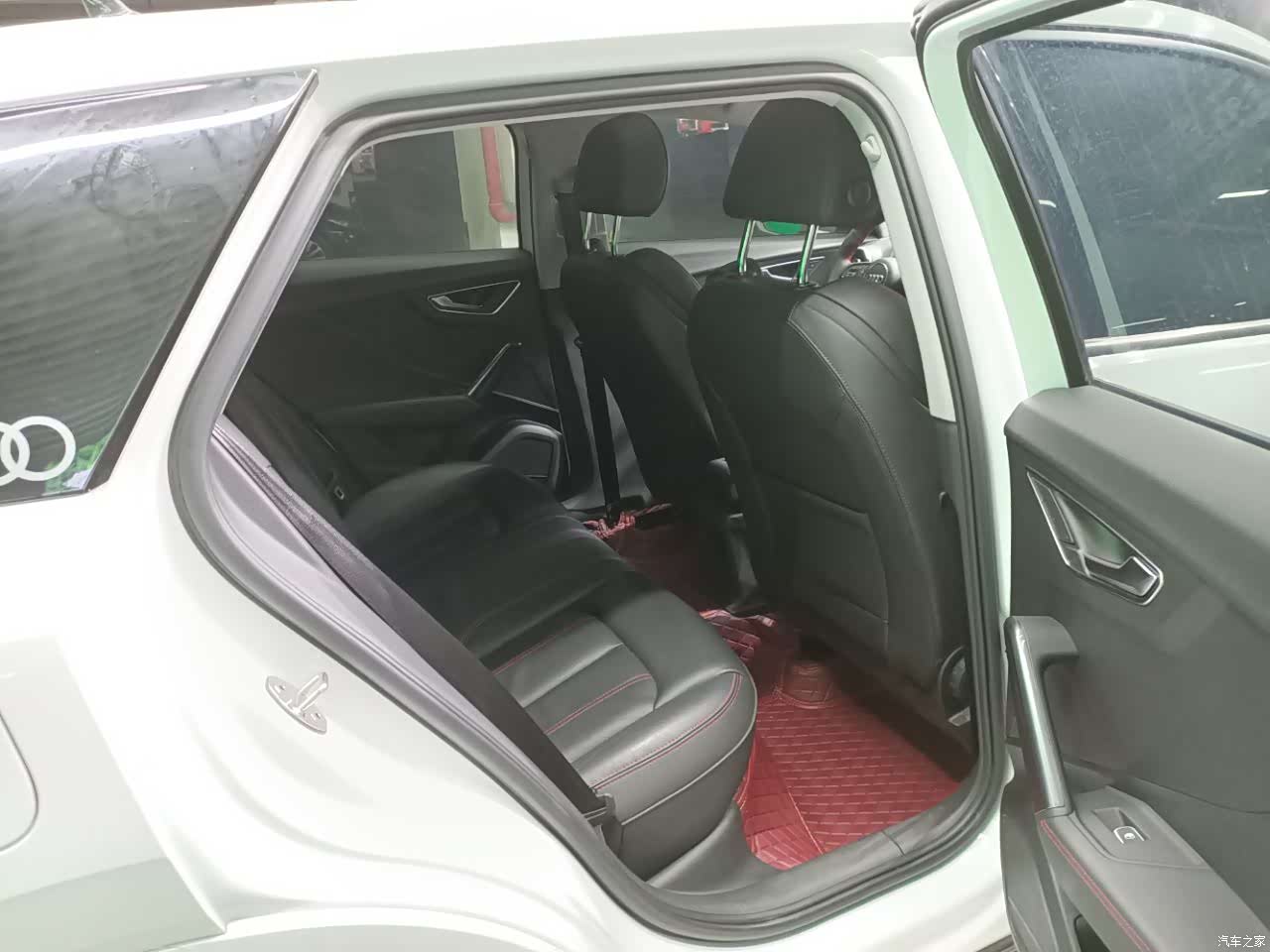 Audi Q2L, 2023 15