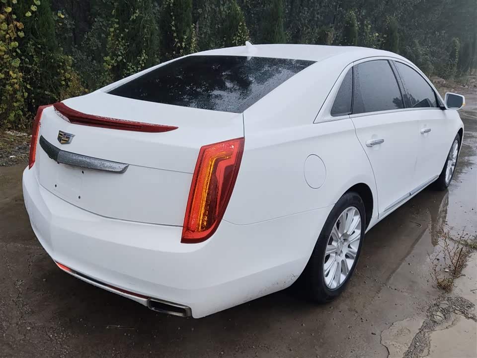 Cadillac XTS