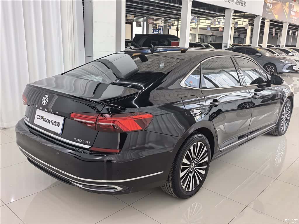 Volkswagen Passat, 2020 6