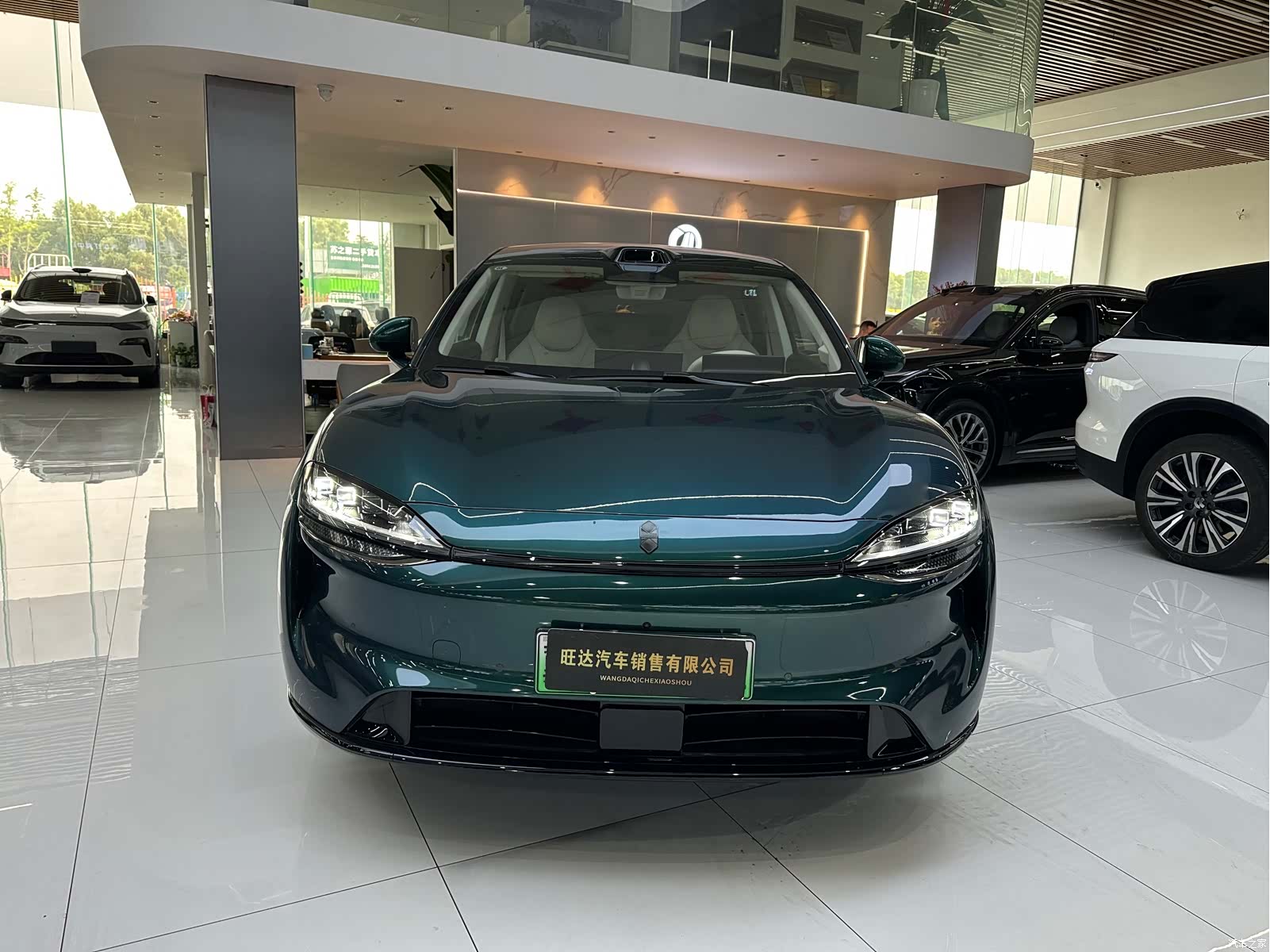 Luxeed R7, 2025 2