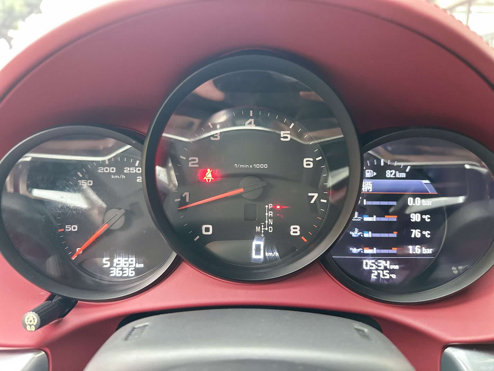 Porsche Cayman, 2018 11