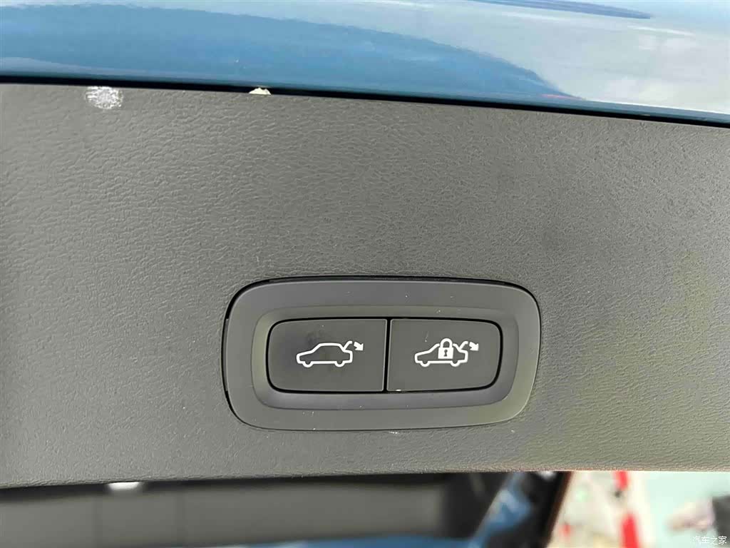 Volvo XC40, 2023 17