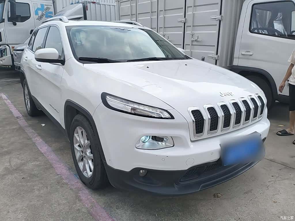 Jeep Cherokee, 2016 22