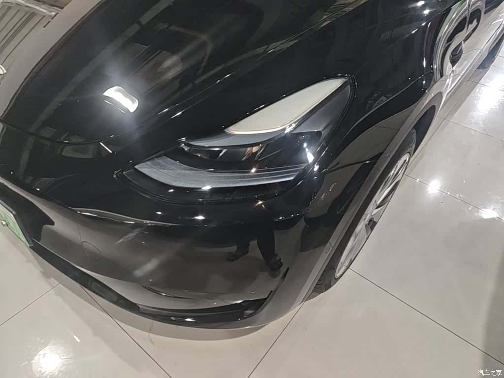 Tesla Model Y, 2023 24
