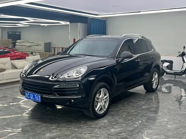 Porsche Cayenne 2012 — купить из Китая под заказ