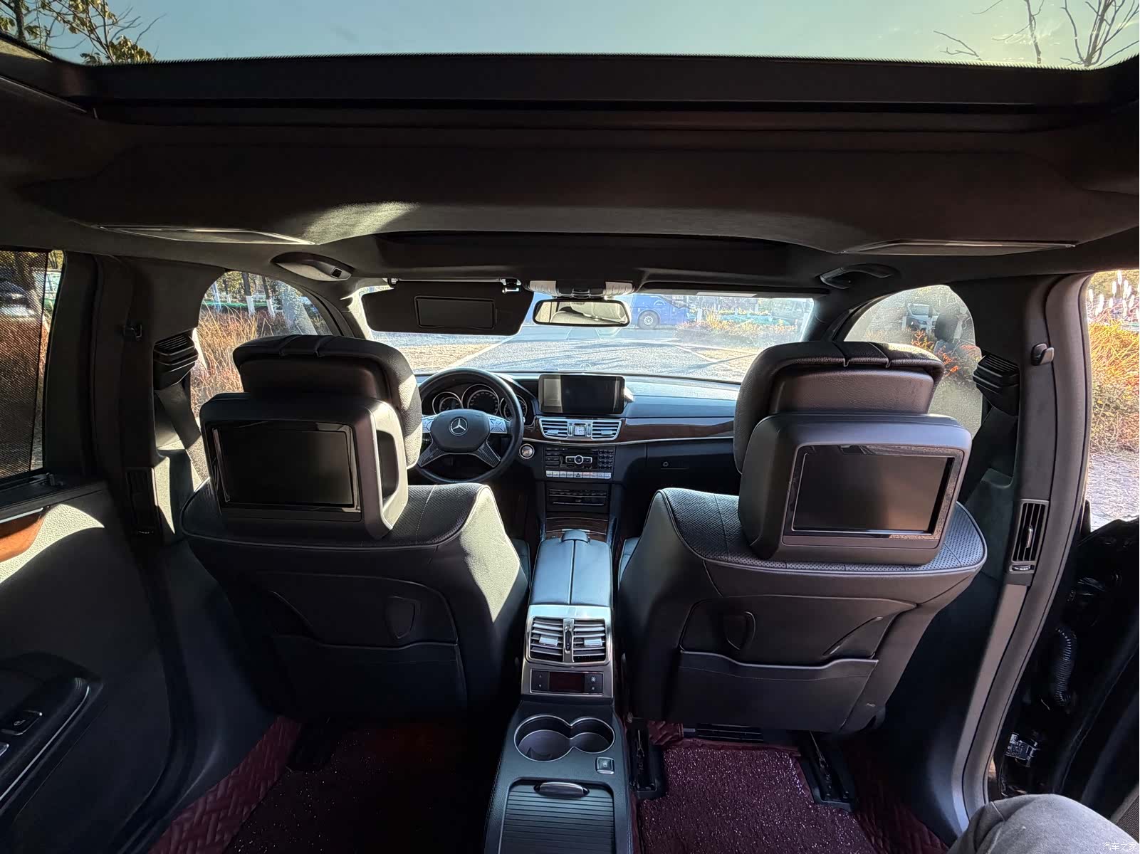 Mercedes-Benz E-Class, 2015 19