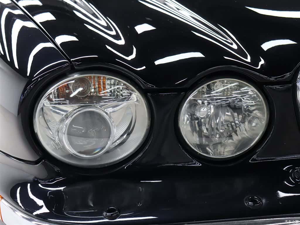 Jaguar XJ, 2005 30