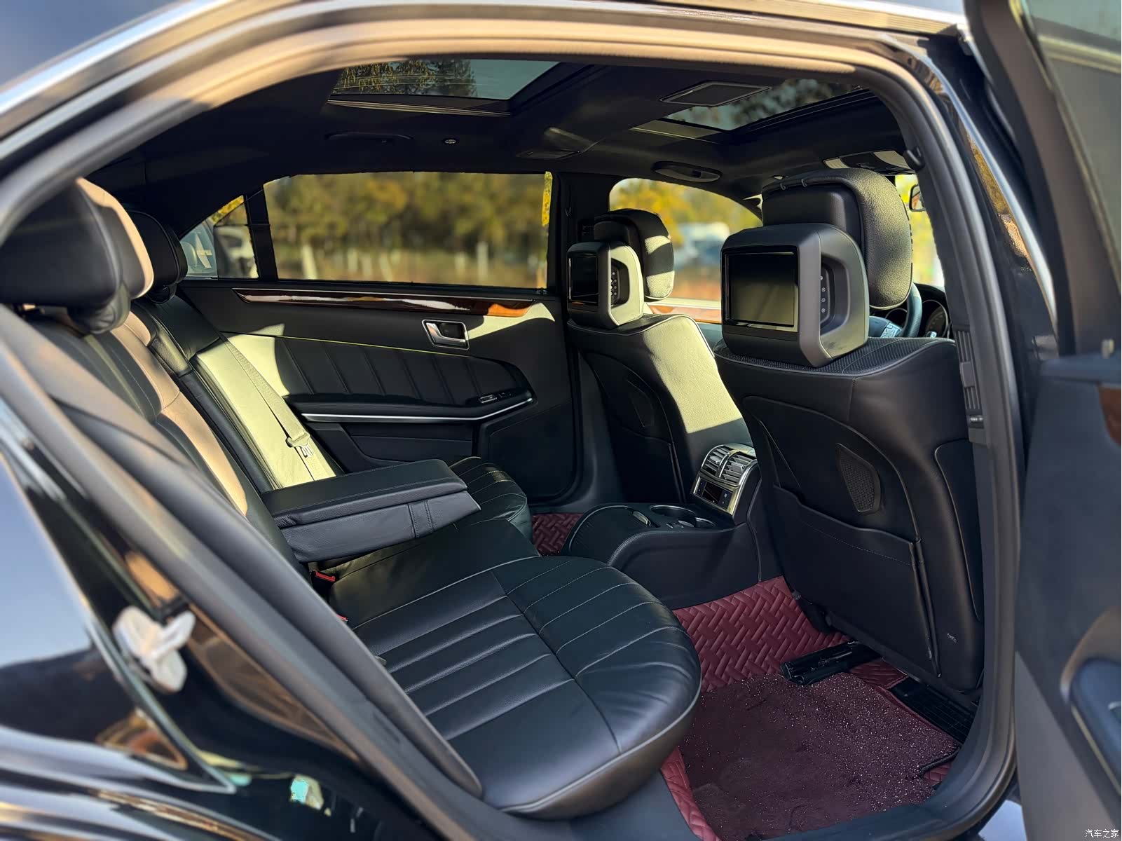 Mercedes-Benz E-Class, 2015 16