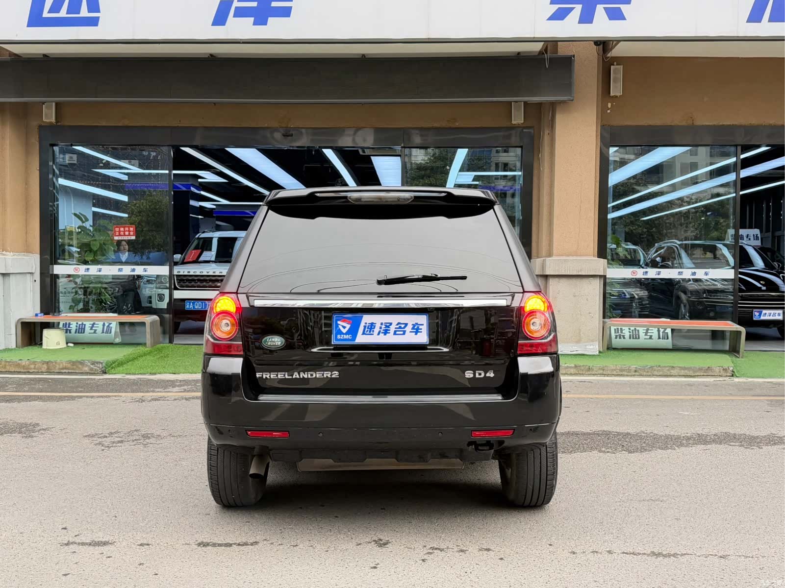 Land Rover SD4, 2013 13