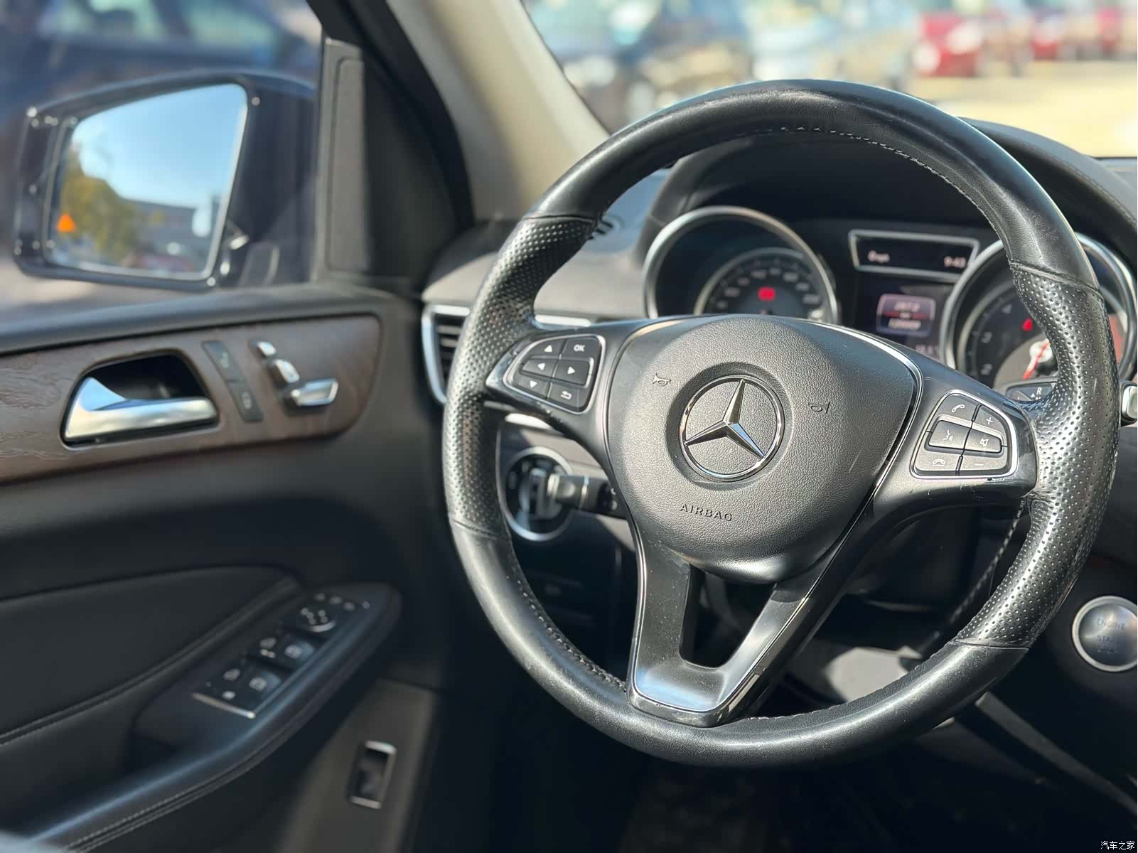 Mercedes-Benz GLE, 2018 16