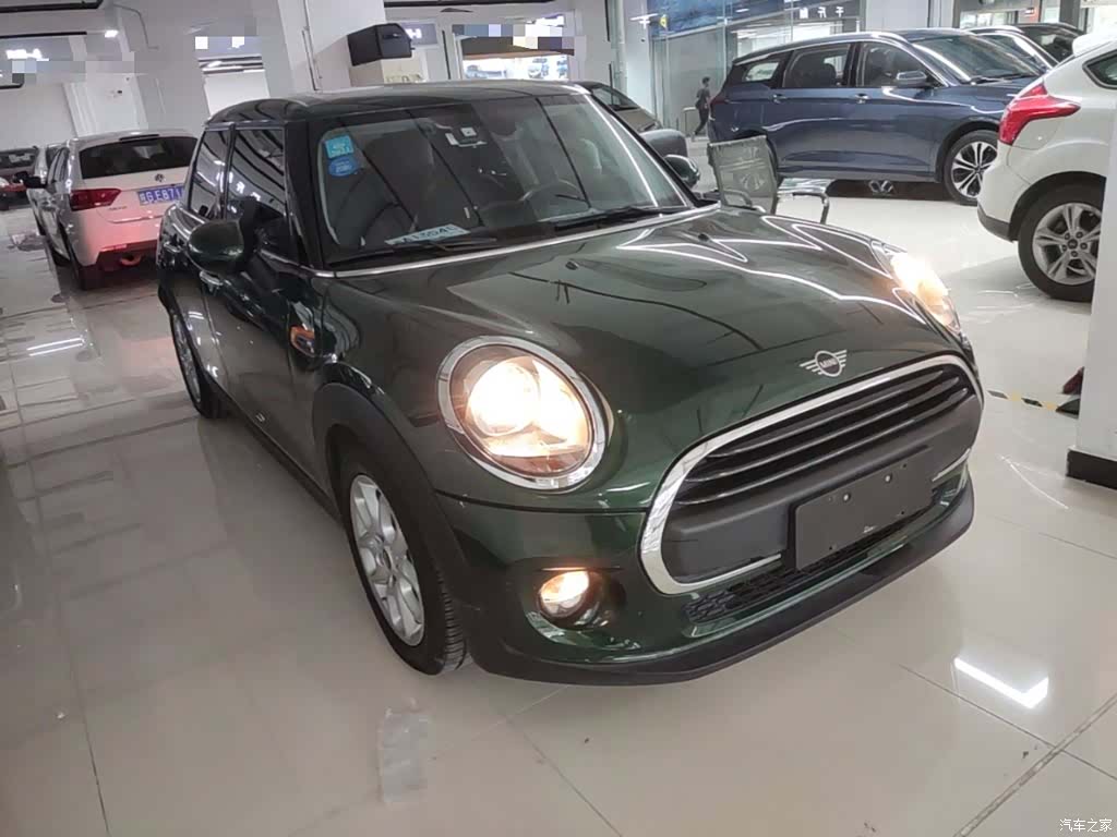 Mini ONE, 2019 4