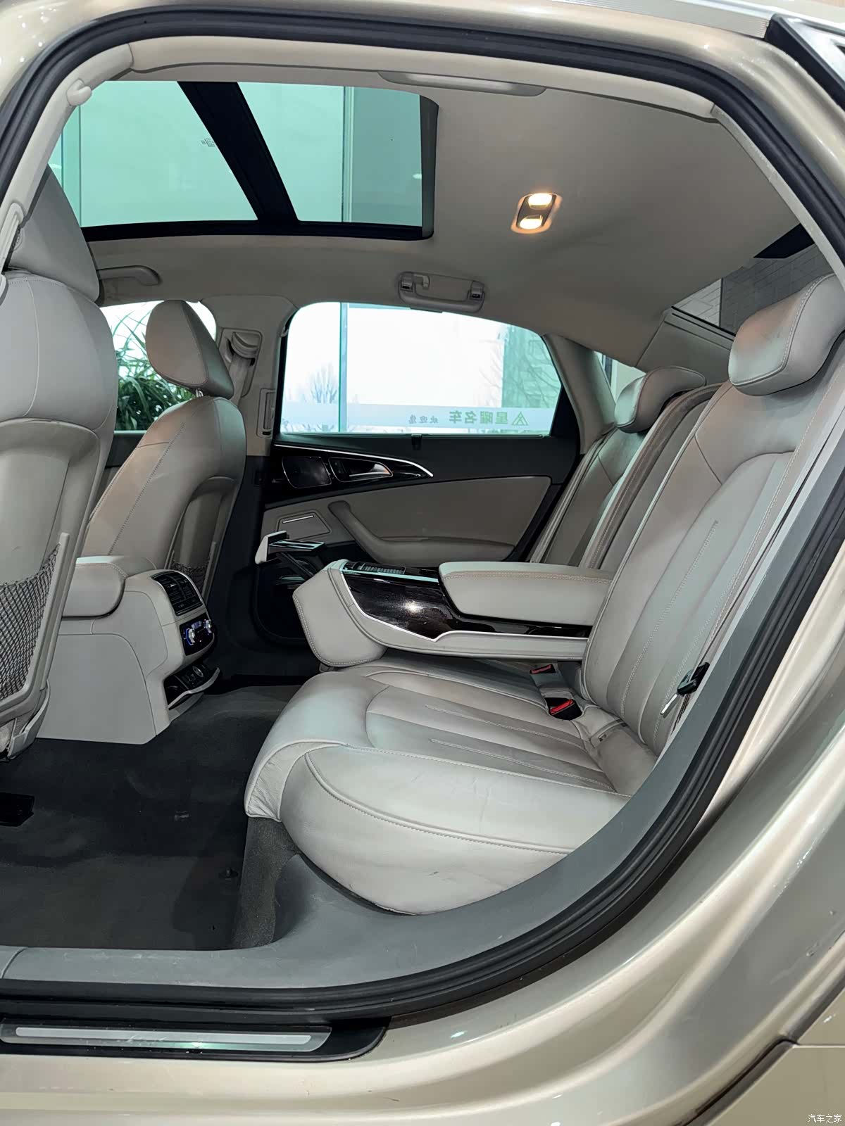 Audi A6L, 2013 19
