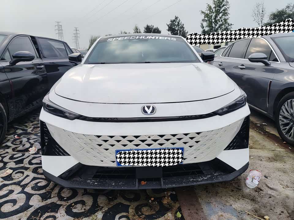 Changan UNI-V
