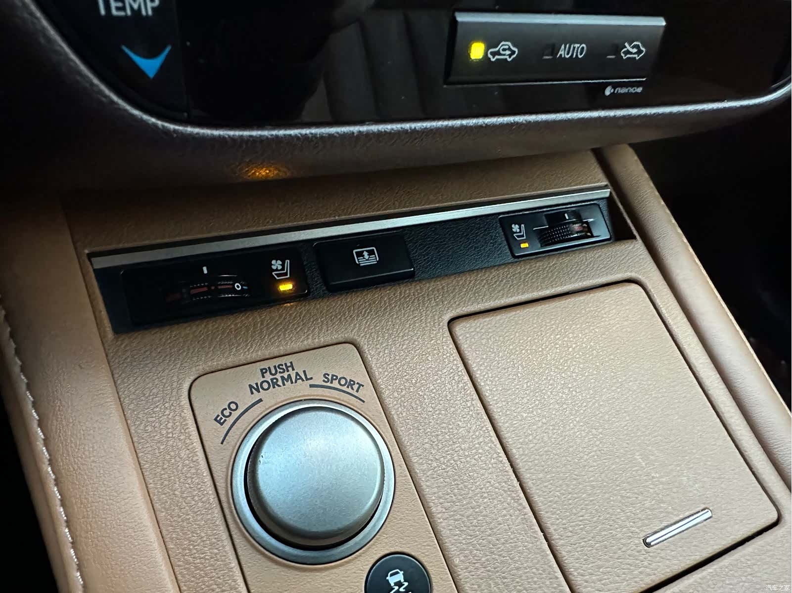 Lexus ES, 2017 15