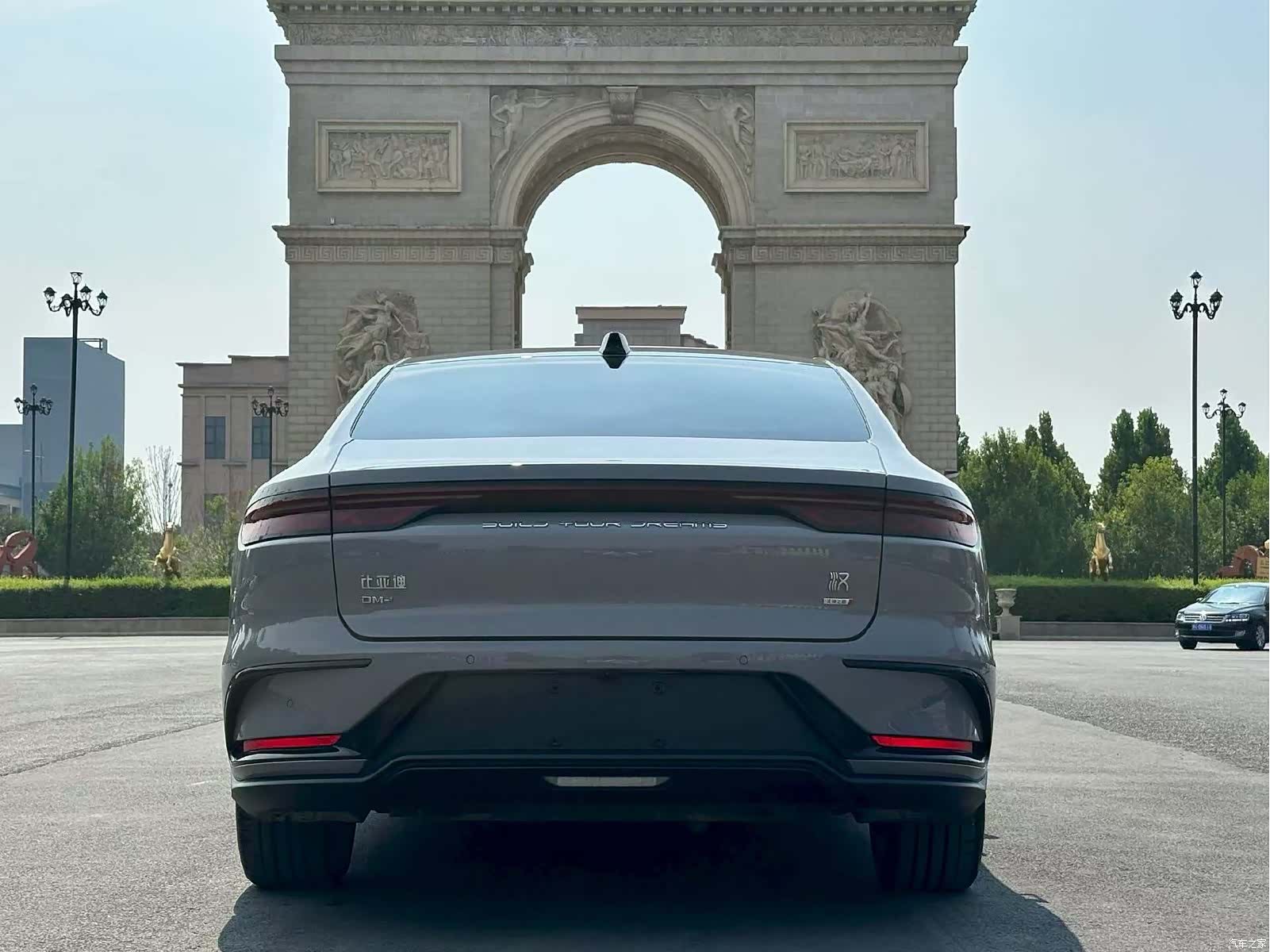 BYD Han, 2025 8