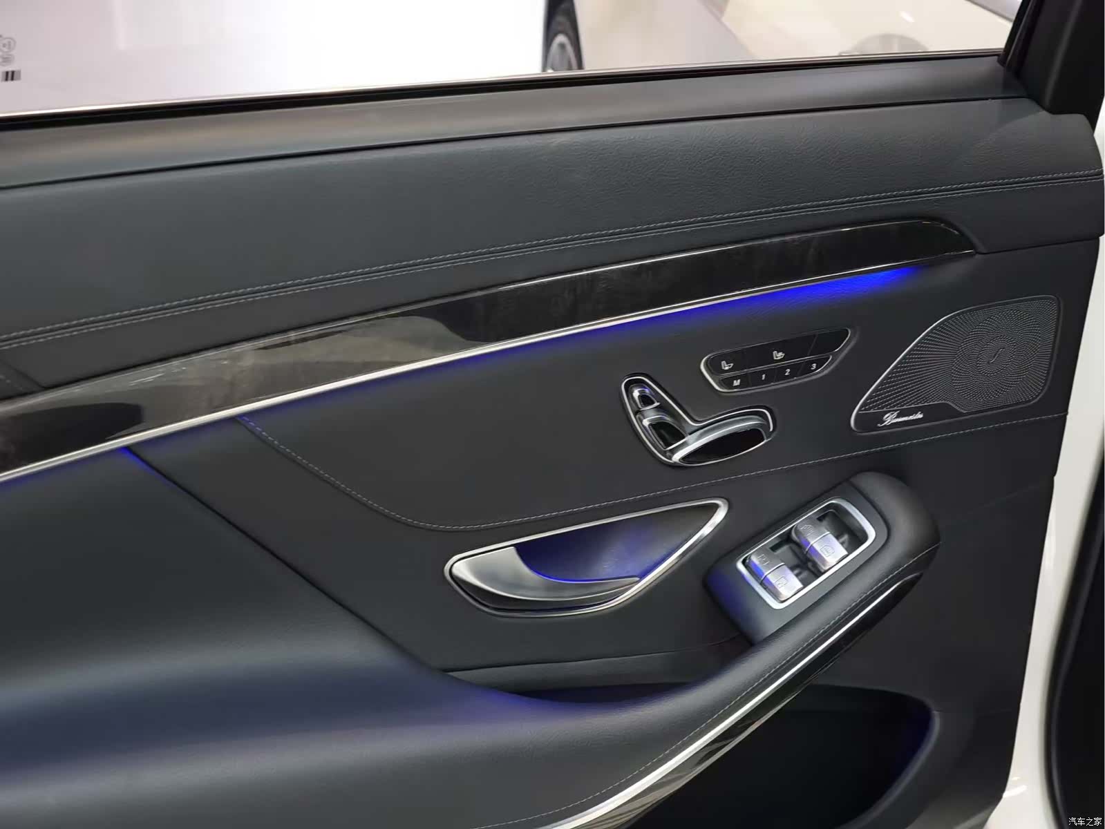 Mercedes-Benz S-Class, 2018 10