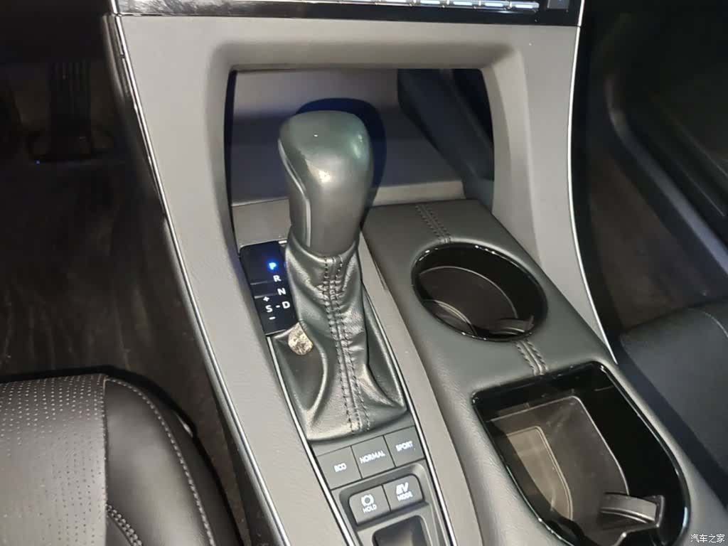 Toyota Avalon, 2021 14