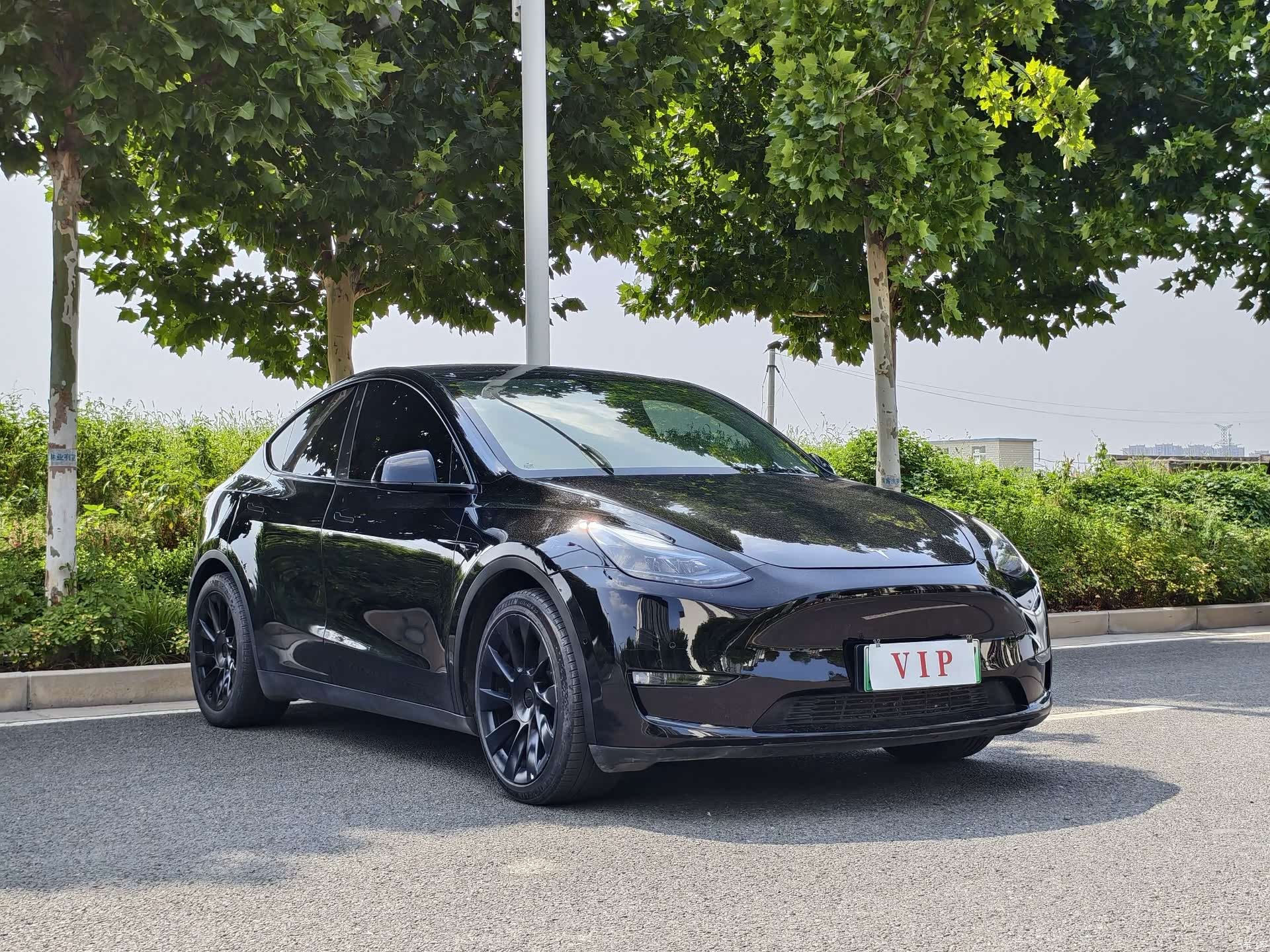 Tesla Model Y, 2021 3
