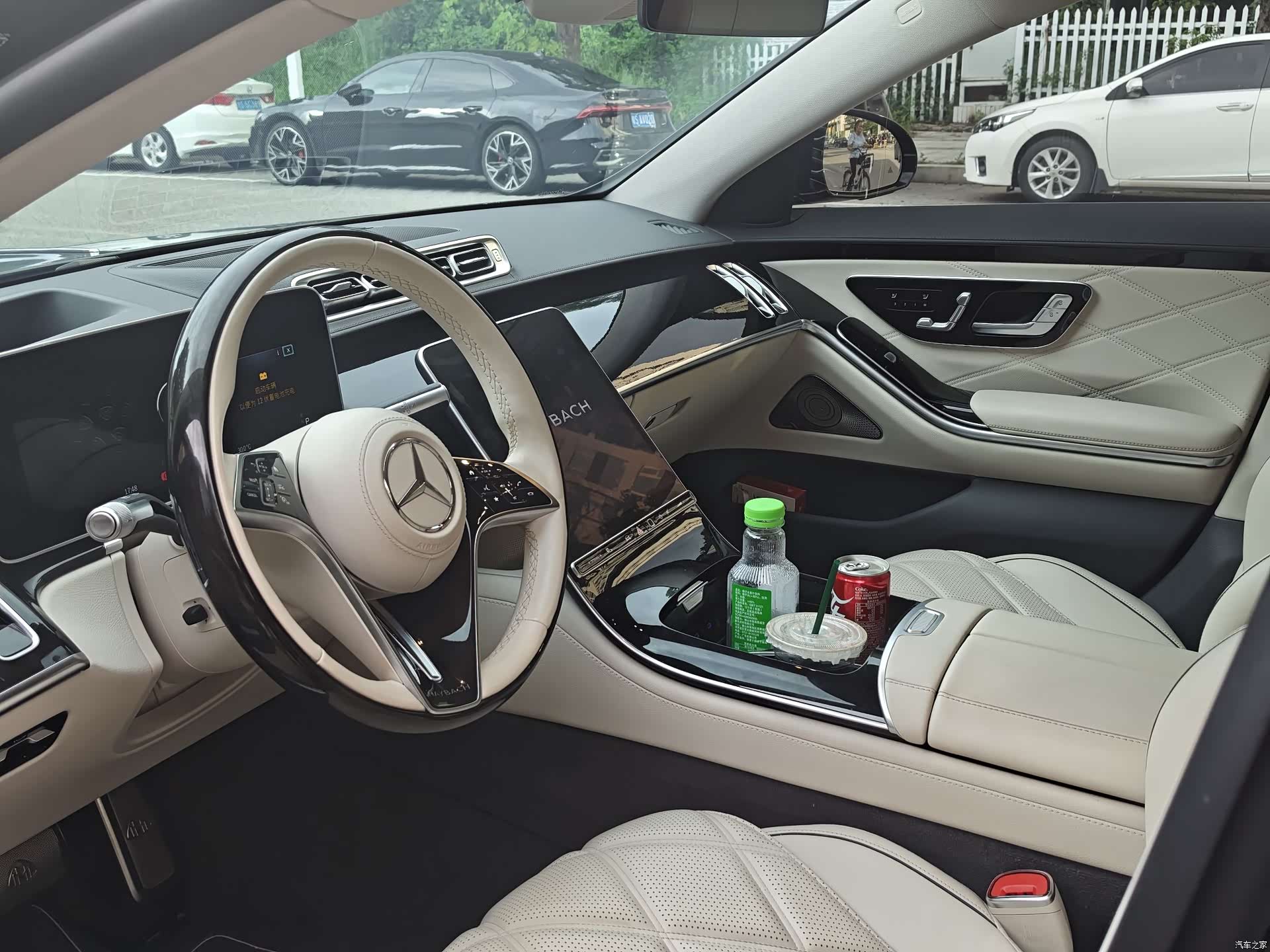Maybach S-Class, 2022 все фото