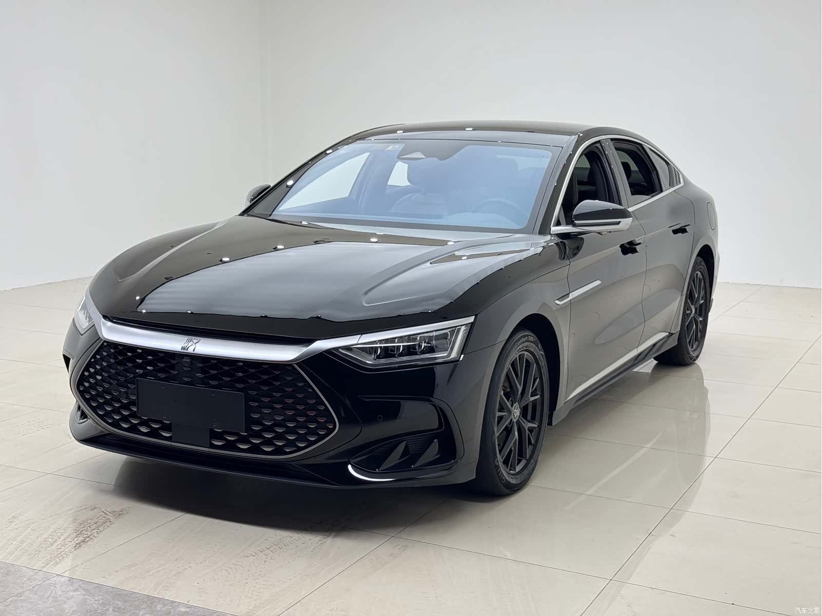 BYD Han, 2023 1