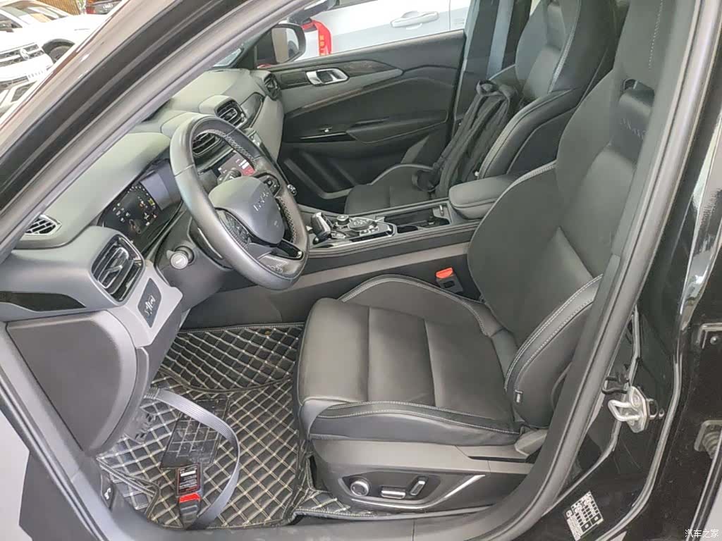 Lynk & Co 02, 2022 15