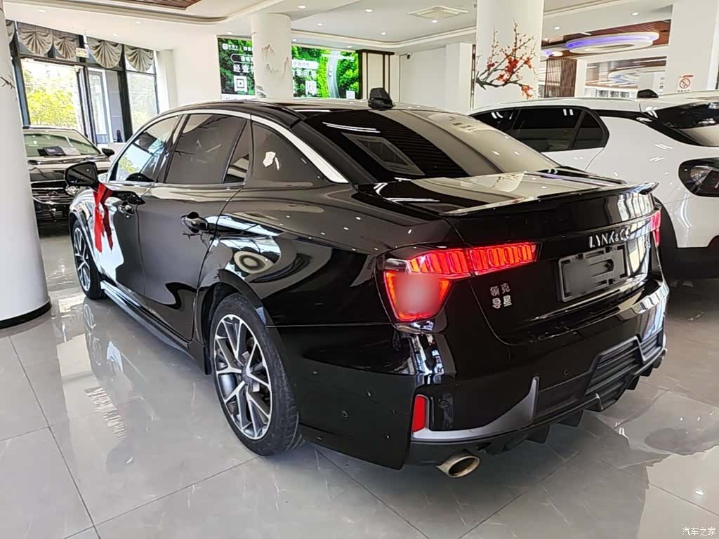 Lynk & Co 02, 2022 все фото