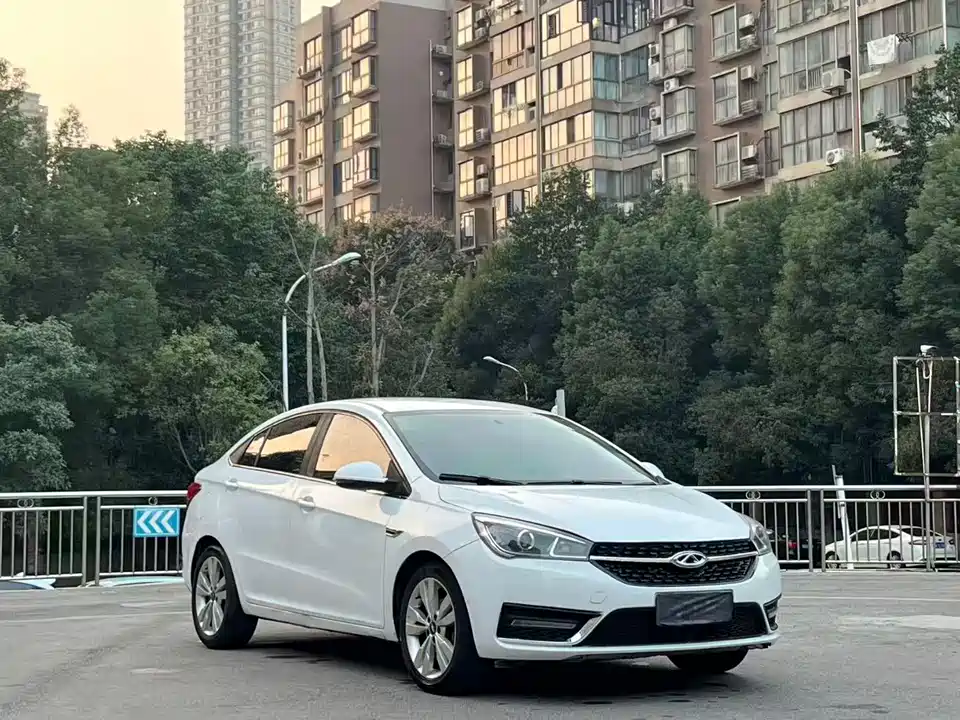Chery Arrizo 5