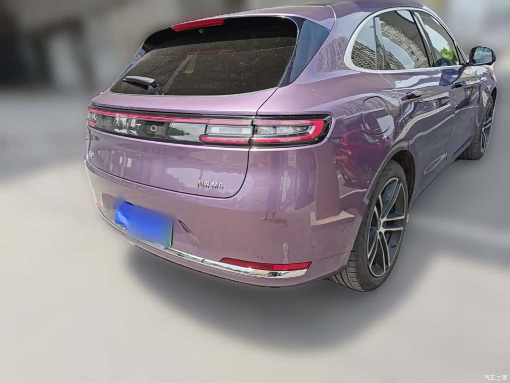 AITO M5, 2025 12
