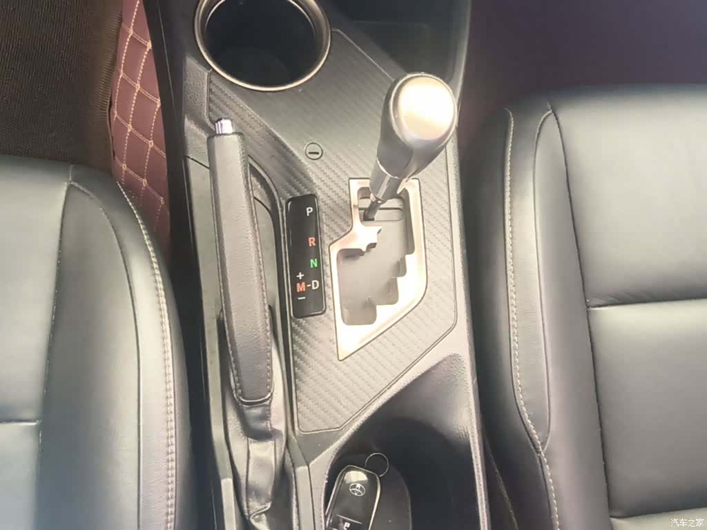 Toyota RAV4, 2015 14